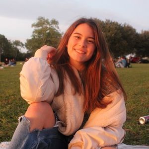 Meet your Posher, Monica